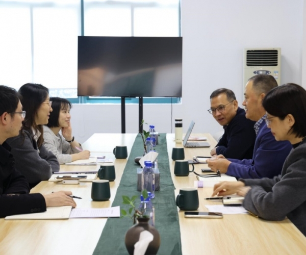 关切关切落实处，政企同心谋发展