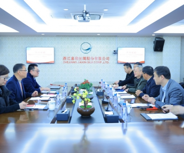 中国纺织品进出口商会曹甲昌会长一行来访调研 深刻调研表贸走势，携手探寻前行新径